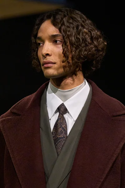 Look 157